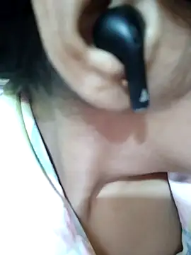 Anki-doll online show from March 2025 12:36:02 PM