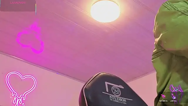 Laylafoxy tay online show from November 2025 03:16:02 AM