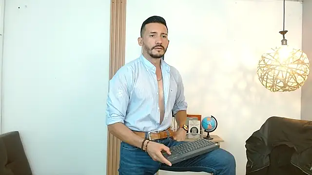 Reiko 85  online show from January 2025 10:41:01 PM