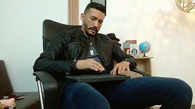 Reiko 85  online show from February 2025 12:41:01 AM