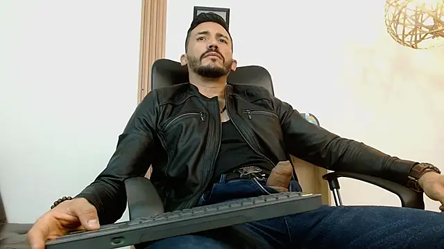 Reiko 85  online show from February 2025 10:31:02 PM