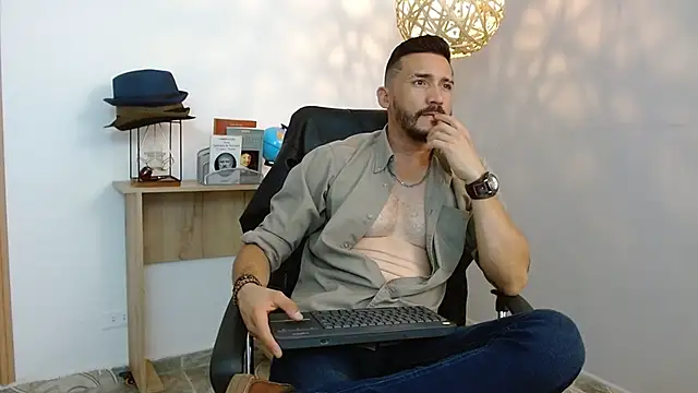 Reiko 85  online show from February 2025 07:41:01 PM