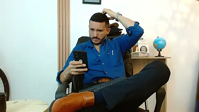 Reiko 85  online show from September 2025 02:32:01 PM