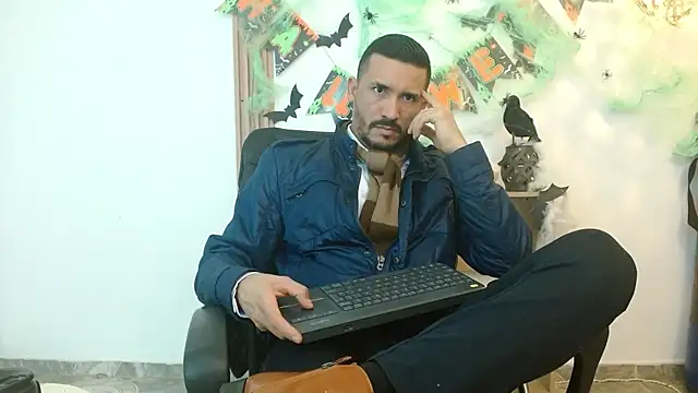 Reiko 85  online show from October 2025 07:47:01 PM