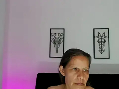 Snapshot of Milf_karlye chatting on February 2025 09:49:01 AM Milf karlye online show from February 2025 09:49:01 AM