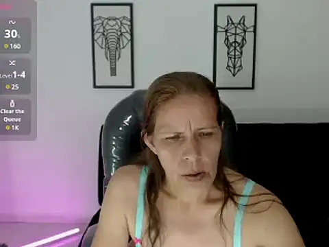 Snapshot of Milf_karlye chatting on February 2025 07:55:01 AM Milf karlye online show from February 2025 07:55:01 AM
