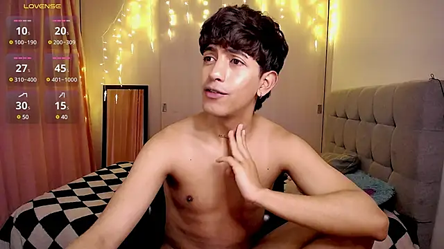 teobowny  online show from December 2024 08:39:02 PM