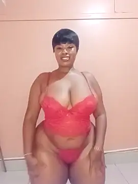 Snapshot of Luciouslips00 chatting on May 2026 02:12:02 PM Luciouslips00 online show from May 2026 02:12:02 PM