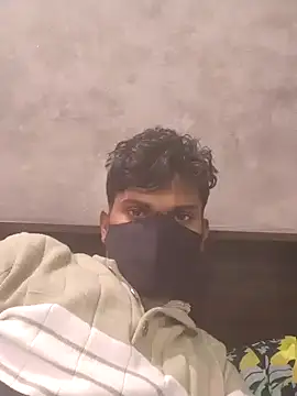 Desi SexyCoupleF online show from February 2025 03:45:02 AM