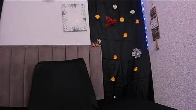 Snapshot of DeisyHarper chatting on December 2025 06:42:02 AM DeisyHarper online show from December 2025 06:42:02 AM