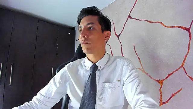 Snapshot of EdwardVlad chatting on December 2024 07:14:01 PM EdwardVlad online show from December 2024 07:14:01 PM