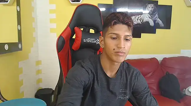 mau elixxx online show from December 2024 03:14:02 AM