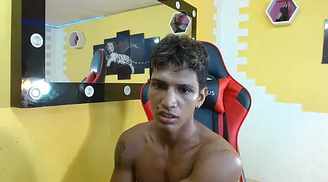 mau elixxx online show from January 2025 07:22:01 AM