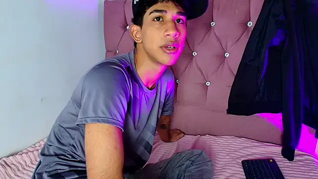 Snapshot of hares_mds chatting on November 2025 04:11:02 PM hares mds online show from November 2025 04:11:02 PM