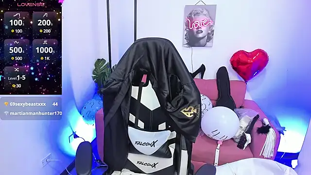 blackberrys  online show from February 2025 11:55:01 AM