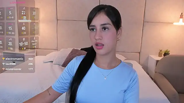 Snapshot of Amiirra_ chatting on January 2025 11:14:01 PM Amiirra online show from January 2025 11:14:01 PM