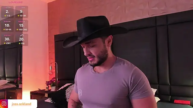 Snapshot of JossAckland chatting on November 2025 07:56:02 PM JossAckland online show from November 2025 07:56:02 PM