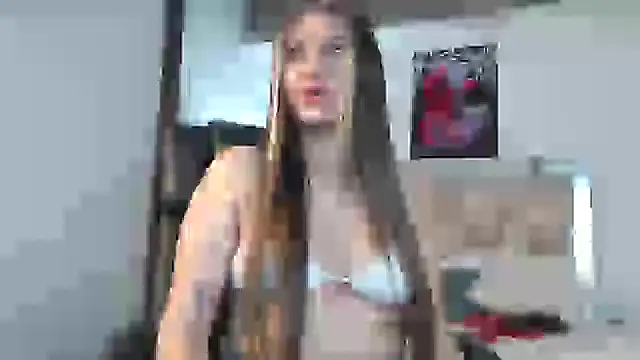 Snapshot of dakota_Robbins_ chatting on December 2024 04:32:01 PM dakota Robbins online show from December 2024 04:32:01 PM