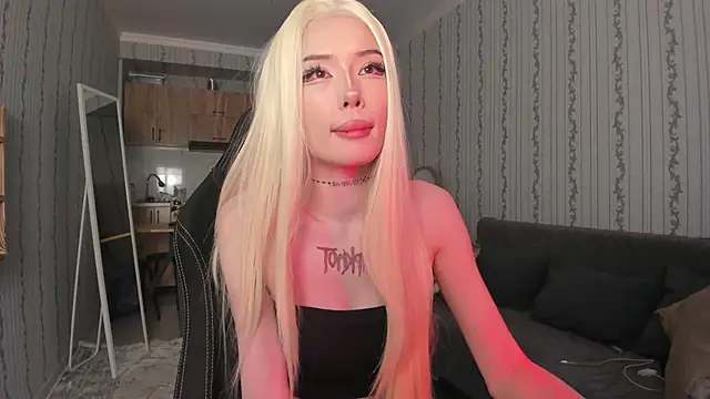 Velvetsky 1 online show from February 2026 06:35:02 PM