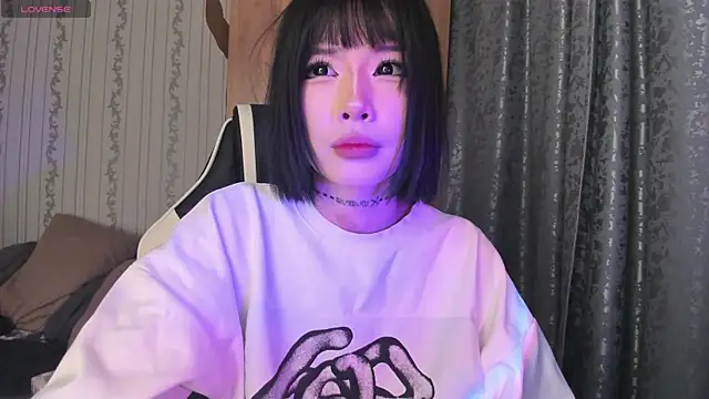 Velvetsky 1 online show from March 2026 05:30:01 PM