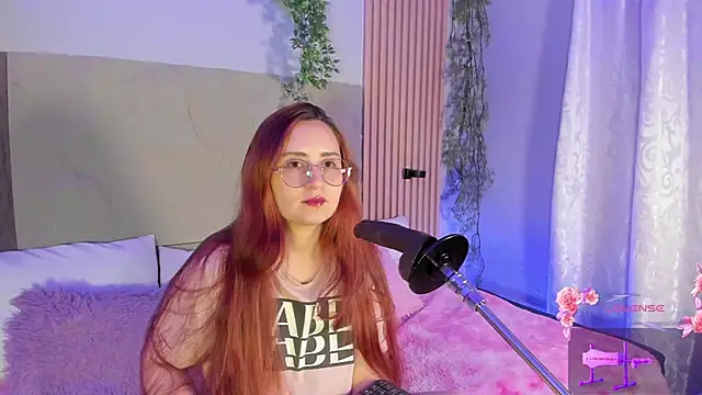 centaurigirl online show from March 2026 03:56:01 AM