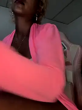 Amaliu  online show from January 2026 07:51:02 PM