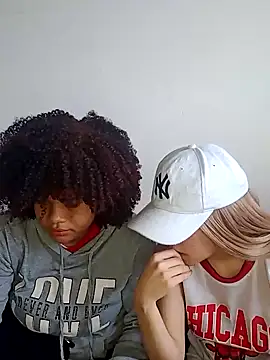 DANIELA MICHEL online show from December 2024 03:01:02 PM