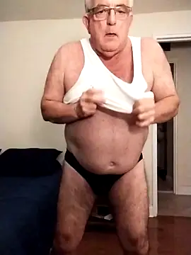 Shoreguy69 online show from December 2025 10:53:01 AM