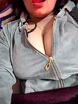 Snapshot of Anjalihotwife chatting on January 2025 06:43:01 PM Anjalihotwife online show from January 2025 06:43:01 PM