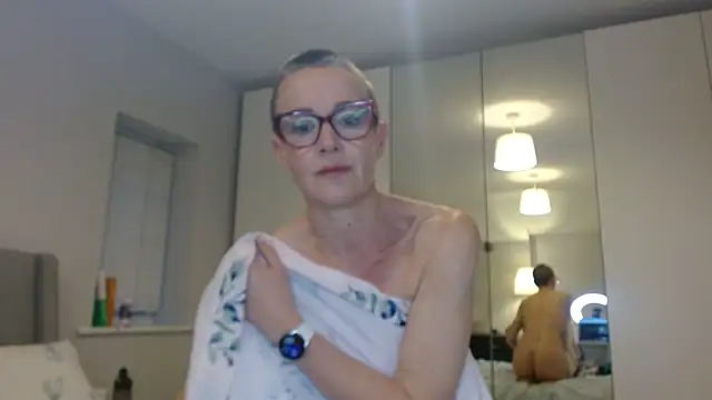 ELEGANT-ARIA36 online show from March 2025 06:05:02 PM