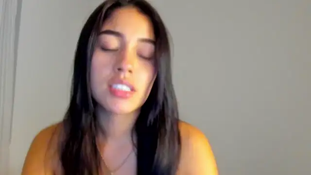 AriaMontgomery online show from June 2026 07:44:01 AM