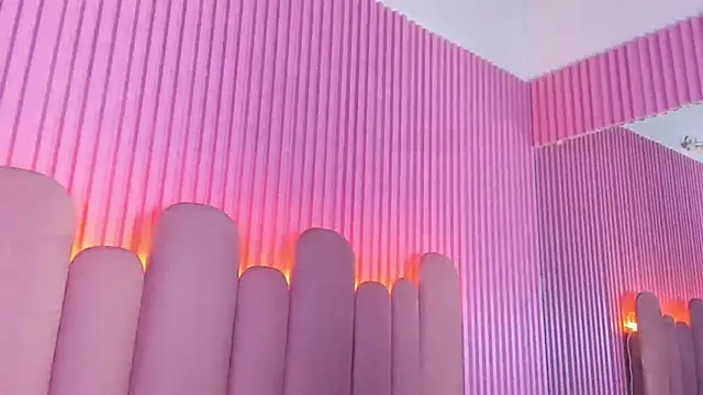 KellyOlsenbe online show from January 2025 11:26:01 PM