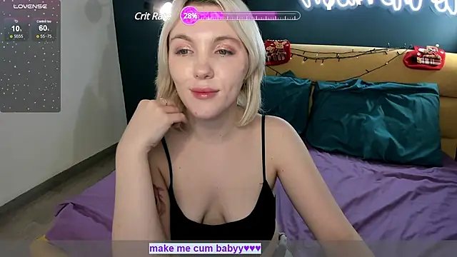 Snapshot of Fluffy_Monica chatting on December 2024 08:13:01 AM Fluffy Monica online show from December 2024 08:13:01 AM