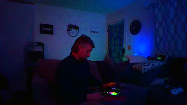 onlym4m online show from February 2025 02:19:02 AM