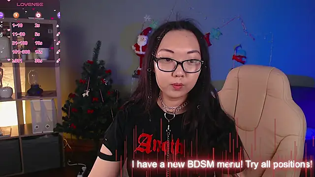 Snapshot of Marine_Vact chatting on January 2025 05:26:01 PM Marine Vact online show from January 2025 05:26:01 PM