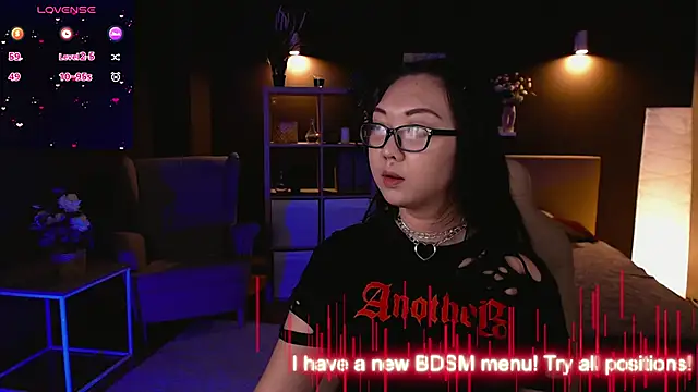 Snapshot of Marine_Vact chatting on January 2025 05:28:02 PM Marine Vact online show from January 2025 05:28:02 PM