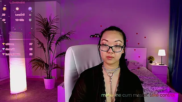 Snapshot of Marine_Vact chatting on February 2025 11:36:01 PM Marine Vact online show from February 2025 11:36:01 PM