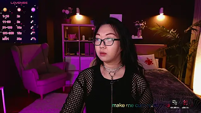 Snapshot of Marine_Vact chatting on March 2025 05:22:02 PM Marine Vact online show from March 2025 05:22:02 PM