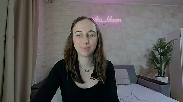 Anika bloom online show from February 2025 05:35:02 AM