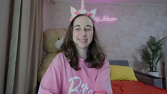 Anika bloom online show from March 2025 06:09:01 AM