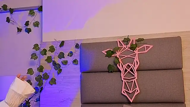 Snapshot of Lily_Miiller chatting on November 2025 08:29:01 PM Lily Miiller online show from November 2025 08:29:01 PM