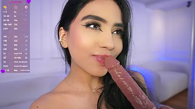 elasummer online show from February 2025 03:43:02 PM