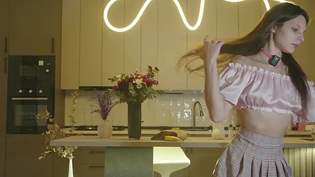 whisper of love online show from October 2025 02:17:02 PM