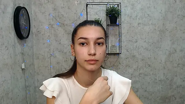 Snapshot of KarolinaRosse_ chatting on January 2025 09:58:02 AM KarolinaRosse online show from January 2025 09:58:02 AM