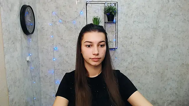 Snapshot of KarolinaRosse_ chatting on January 2025 10:11:02 AM KarolinaRosse online show from January 2025 10:11:02 AM