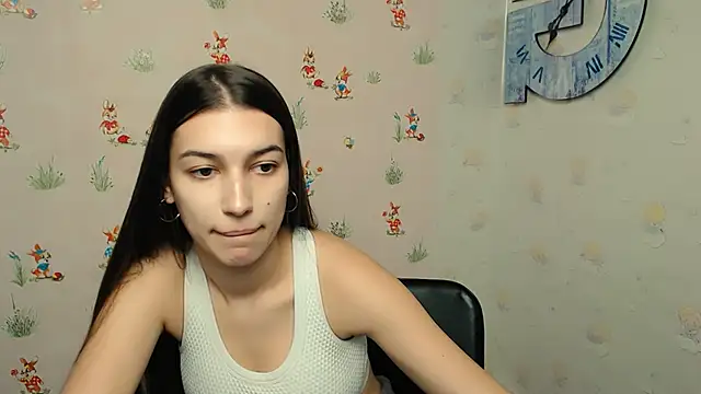 Snapshot of KarolinaRosse_ chatting on January 2025 01:22:02 PM KarolinaRosse online show from January 2025 01:22:02 PM