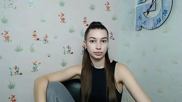 Snapshot of KarolinaRosse_ chatting on January 2025 07:06:01 AM KarolinaRosse online show from January 2025 07:06:01 AM