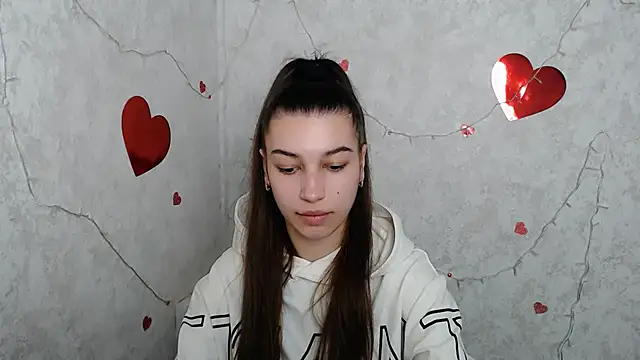 Snapshot of KarolinaRosse_ chatting on March 2025 06:49:01 AM KarolinaRosse online show from March 2025 06:49:01 AM