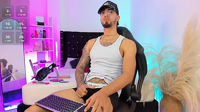 Snapshot of Duriel_ chatting on November 2025 01:22:01 PM Duriel online show from November 2025 01:22:01 PM