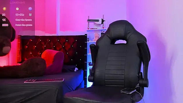 Snapshot of Duriel_ chatting on December 2025 06:36:02 PM Duriel online show from December 2025 06:36:02 PM